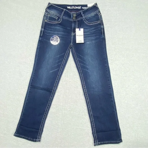 Wallflower Jeans Women 7 Luscious Curvy Fit Straight Leg Crop Mid Rise Denim NWT - Picture 1 of 14